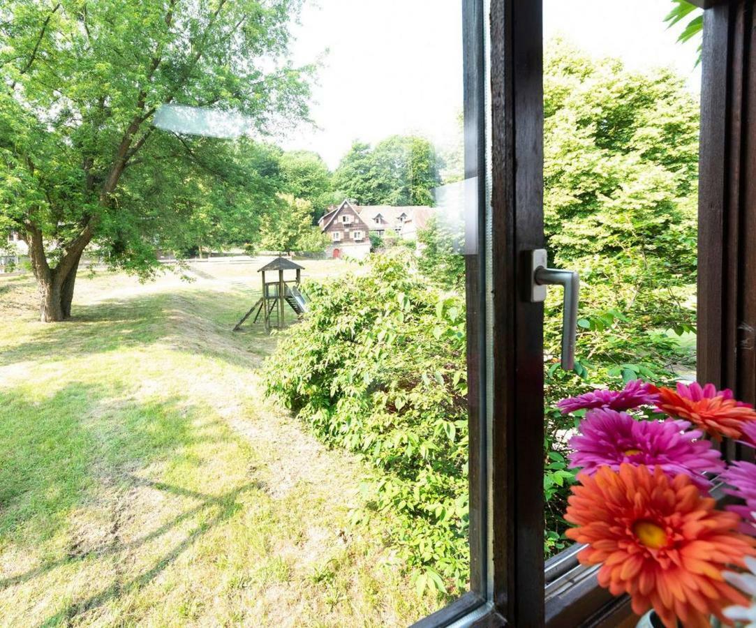 Blumenmeer Appartment Ober-Hambach Екстериор снимка